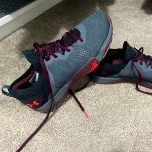 Under Armour tribase reign 3